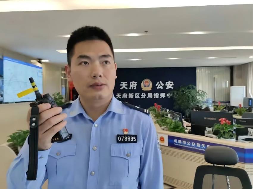 侯正強。成都市公安局天府新區分局供圖
