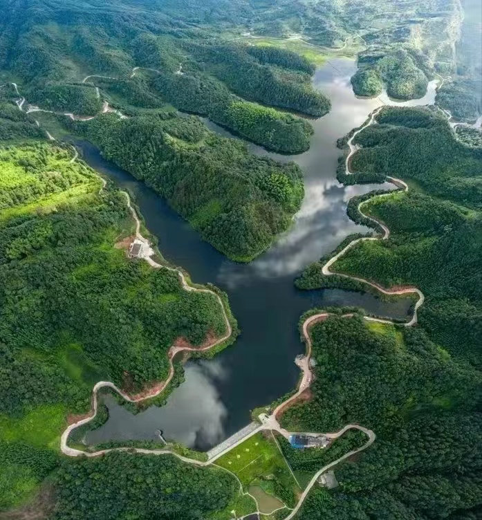 俯瞰來龍湖。敘永縣合樂鄉政府供圖