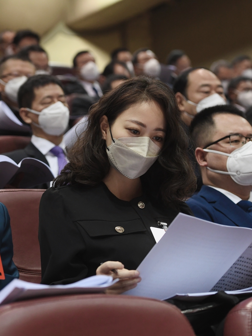 鄭勝蘭委員在大會現(xiàn)場。受訪者供圖