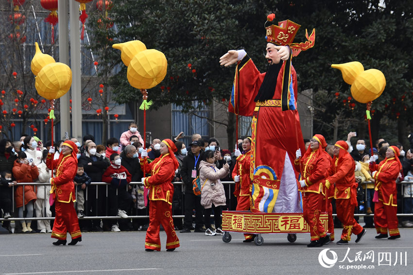 四川綿竹年畫(huà)節(jié)民俗巡游鬧新春。吳舒婷攝