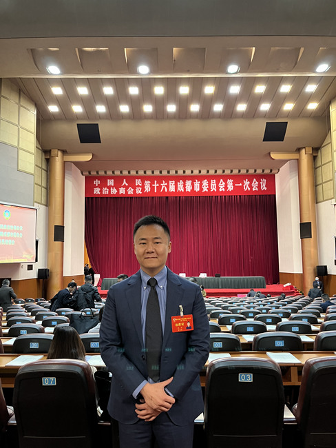 十六屆成都市政協(xié)委員柏添。受訪者供圖