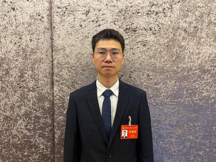 成都市人大代表陳華強。人民網 王波攝