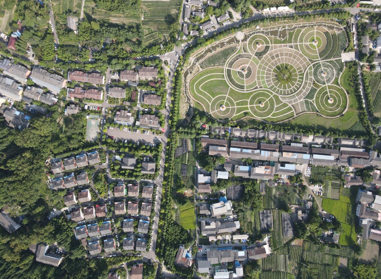 【圖片介紹】大熊貓國(guó)家公園寶山村入口社區(qū)建設(shè)