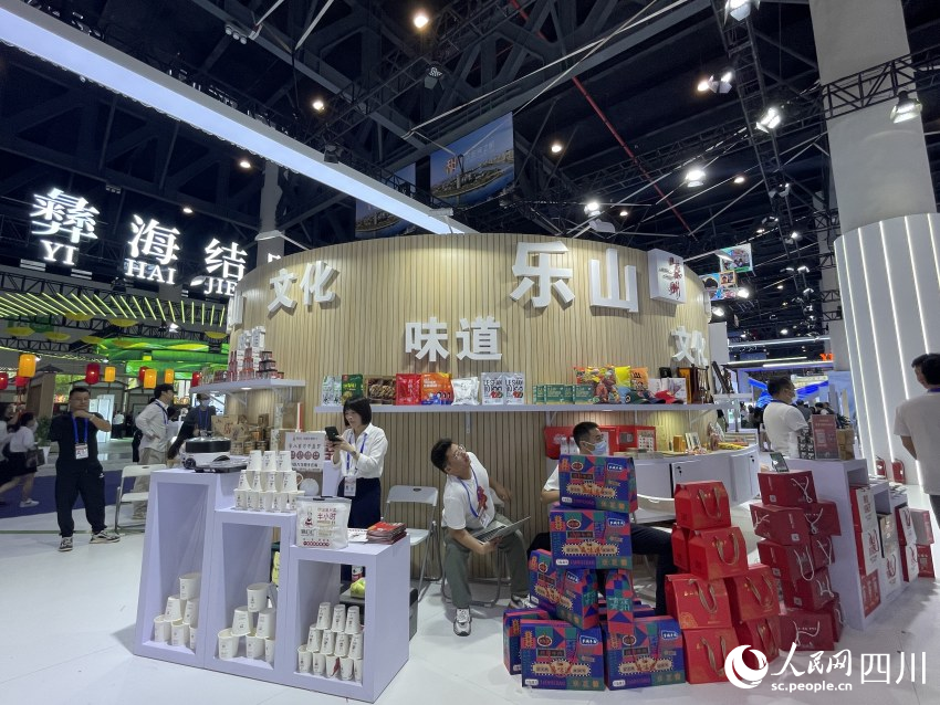 第十九屆中國西部國際博覽會(huì)展會(huì)現(xiàn)場。實(shí)習(xí)生 羅怡滋攝