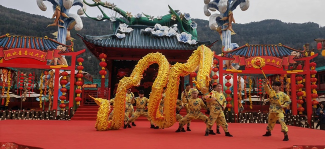 四川集中推出“千龍千獅鬧新春 歡歡喜喜過(guò)大年”春節(jié)主題文化和旅游活動(dòng)。四川省文旅廳供圖