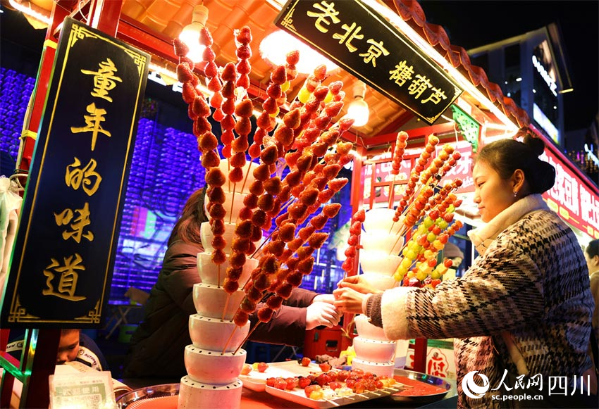 童年的味道，過年的氛圍。潘建勇攝