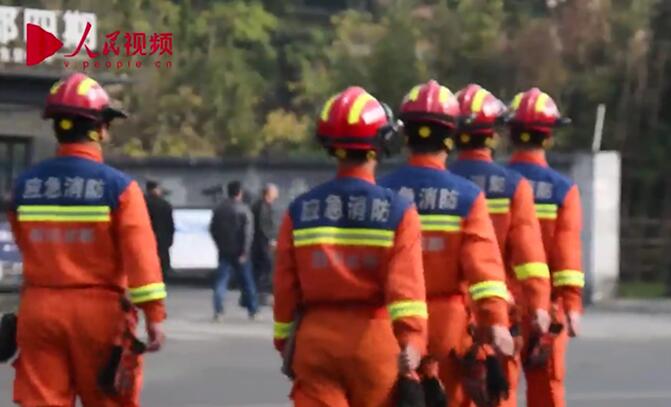    舍“小家”為“大家” 連續21個春節守護萬家團圓      春節正是萬家燈火、闔家團圓的時候，但總有一群人默默堅守在自己的崗位上，為大家的安全保駕護航。【詳細】    