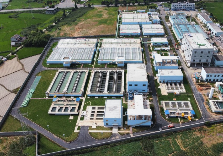 四川省首批“5+1”重點特色園區甘眉工業園區修文鎮污水處理廠項目。中國五冶集團供圖