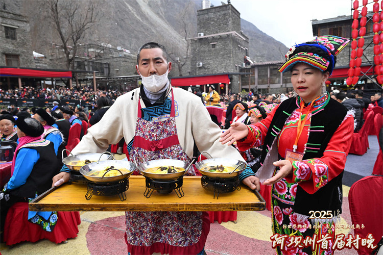 端上香噴噴的團年飯。主辦方供圖