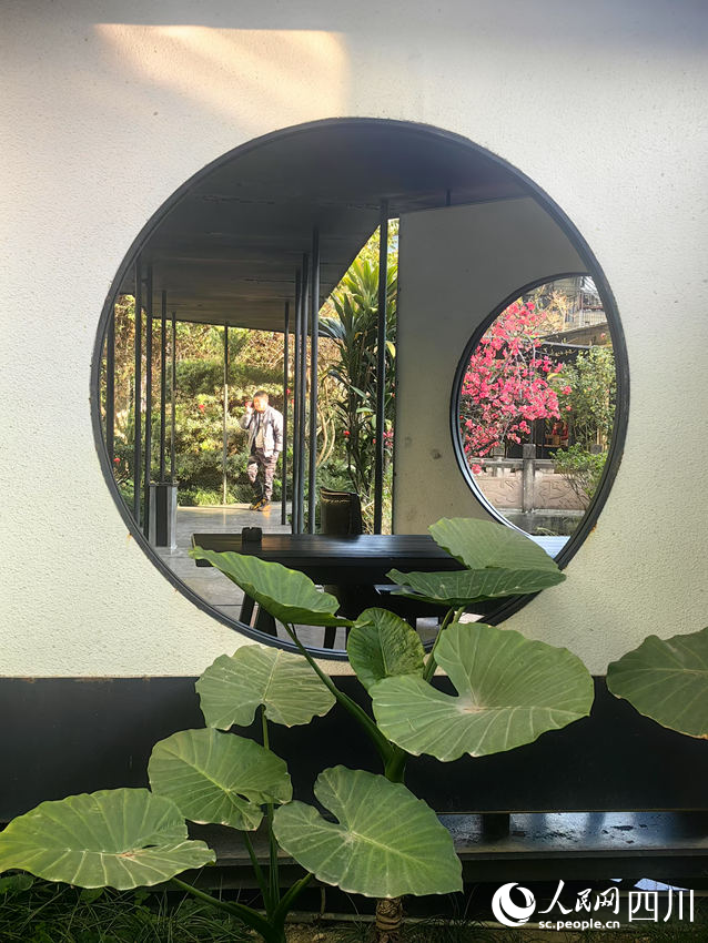 花園島·文創(chuàng)園區(qū)的園林之美。人民網(wǎng) 薛育建攝