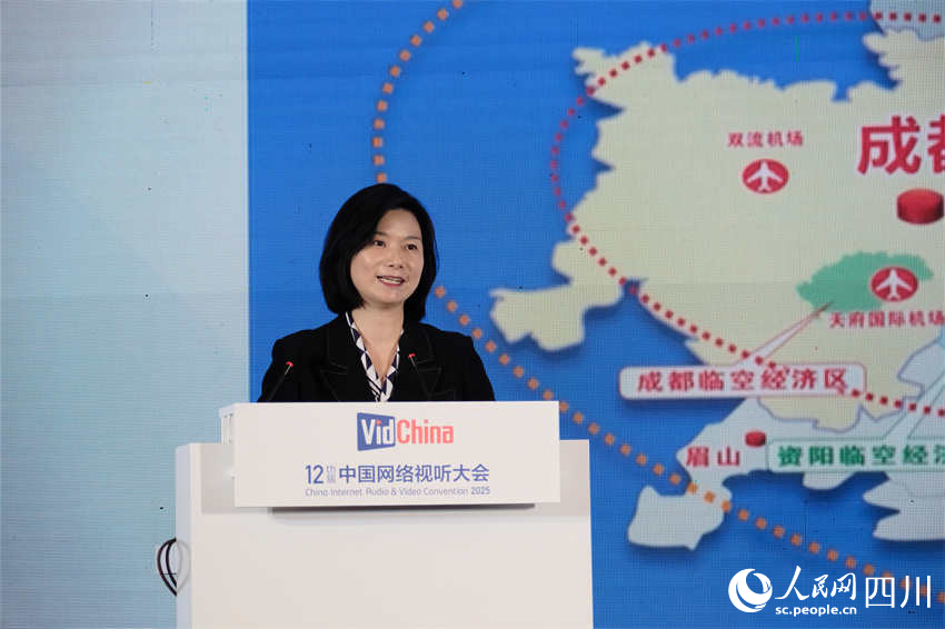 資陽融媒體中心黨委委員、副主任張譯文。張越攝