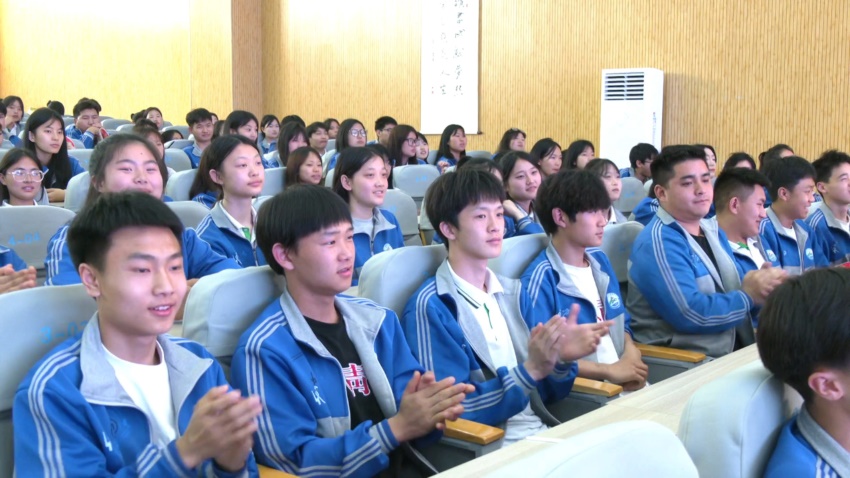 學校活動現場。吳敏、李若菡供圖
