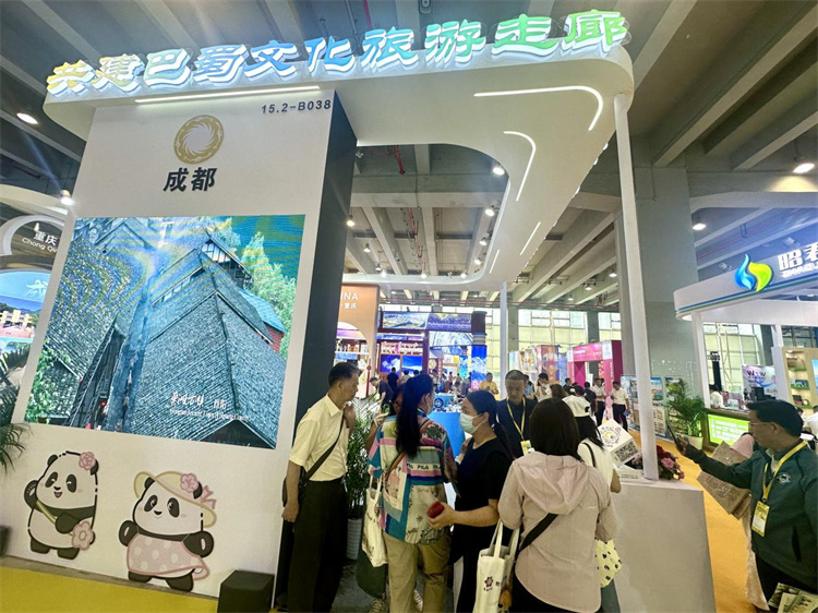 “共建巴蜀文化旅游走廊”展廳。成都市文廣旅局供圖