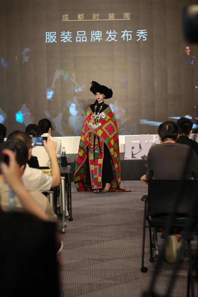 品牌發(fā)布秀。成都時裝周組委會供圖