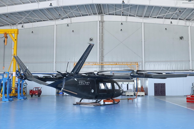 首架“自貢造”沃蘭特VE25-100型電動垂直起降飛行器（eVTOL）原型機正式下線。陳天航供圖