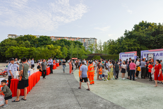 資陽(yáng)全民禁毒集中宣傳游園闖關(guān)活動(dòng)。資陽(yáng)公安供圖
