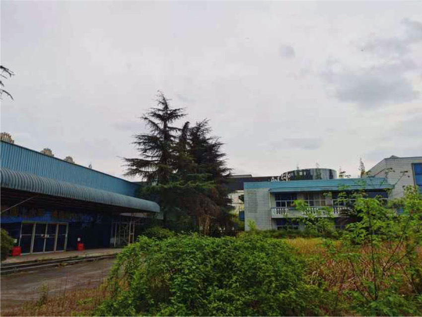 閑置多年的煙草輔料老廠區(qū)。成都城投俠客島供圖